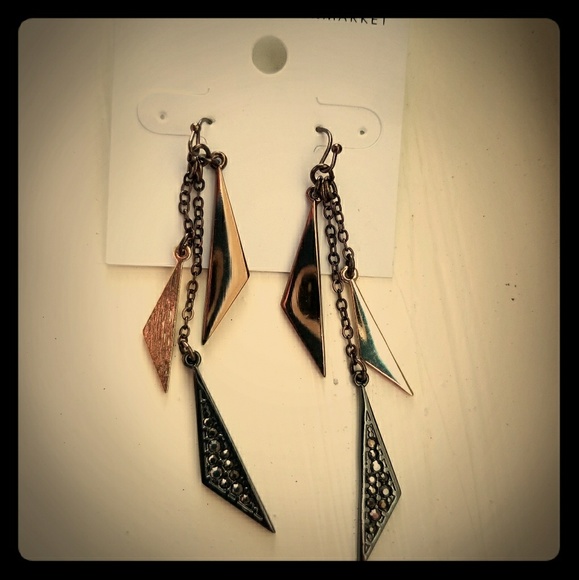 White House Black Market Jewelry - Funky triangle dangle earrings